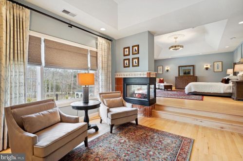 11409 Palatine Dr, Rockville MD  20854-1453 exterior