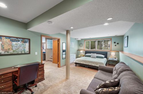 583 Burlington Rd, Saint Paul MN  55119-5322 exterior