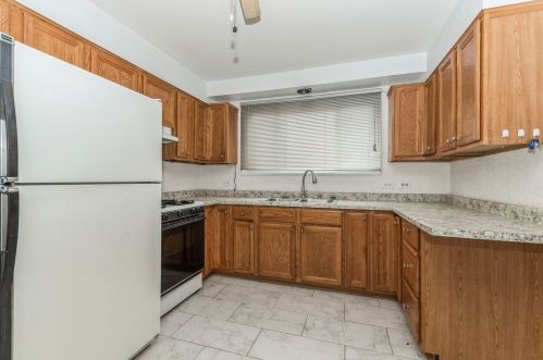 4535 Leamington Ave, Chicago, IL 60638-1912