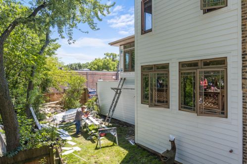 2703 Agatite Ave, Chicago IL 60630-3501 exterior