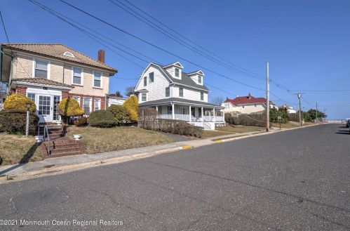 17 Elberon Ave, Red Bank, NJ 07711