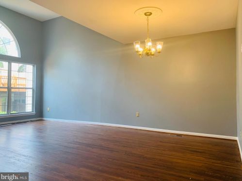 15 Dawn View Ct, Silver Spring MD  20904-1241 exterior