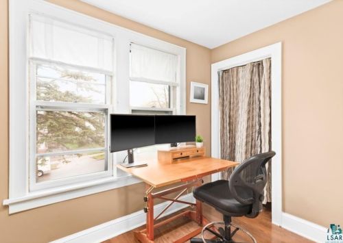 44 Faribault St, Duluth MN 55803-1733 exterior