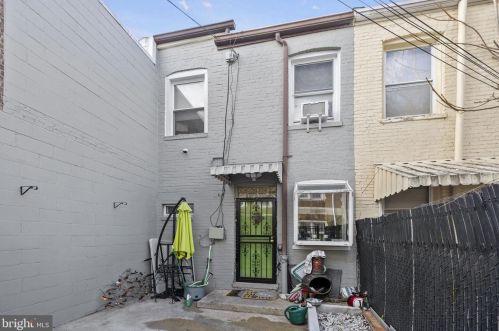 3561 6 St, Washington DC 20024-3800 exterior