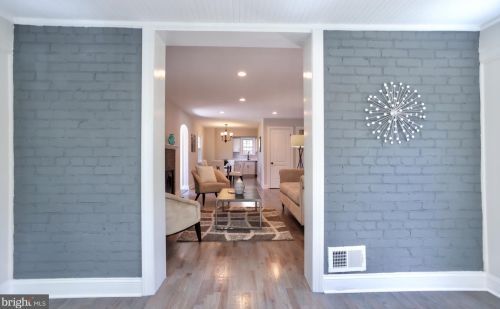 201 University Blvd, Silver Spring MD  20901-1945 exterior