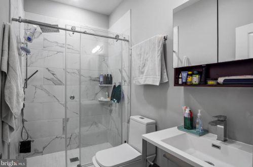 1945 Marshall St, Philadelphia PA 19122-1405 exterior