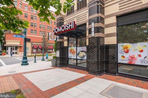 1111 Fallsmead Way, Rockville MD 20854-5549 exterior