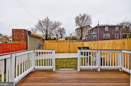 4650 Hayes St, Washington DC 20019-3611 exterior