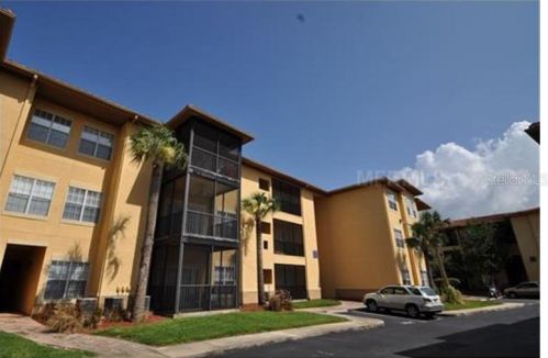 4323 Bayside Village Dr, Tampa FL  33615-5570 exterior