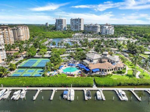 435 Dockside Dr, Naples, FL 34110-3601