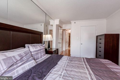 1230 23rd St, Washington DC  20037-1160 exterior