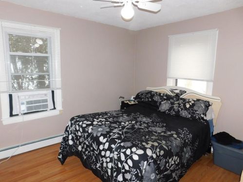 3 Columbus Ave, Providence RI 02911-2442 exterior