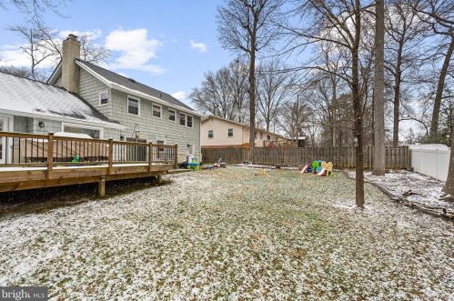 8511 Cherry Valley Ln, Alexandria VA  22309-2121 exterior