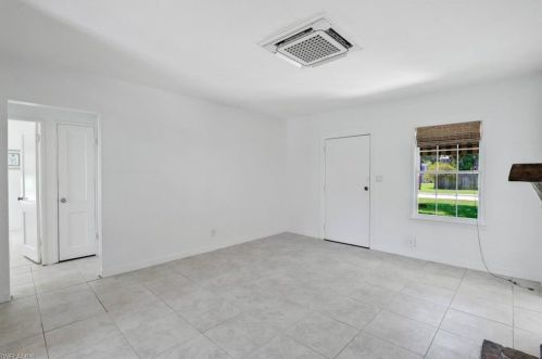 1245 8th Ter, Naples FL 34102-5411 exterior