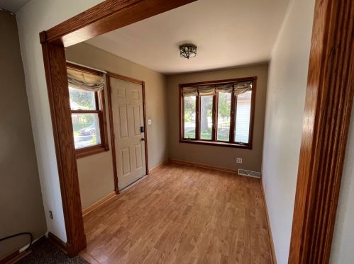 6509 Adler St, Milwaukee, WI 53214-1767