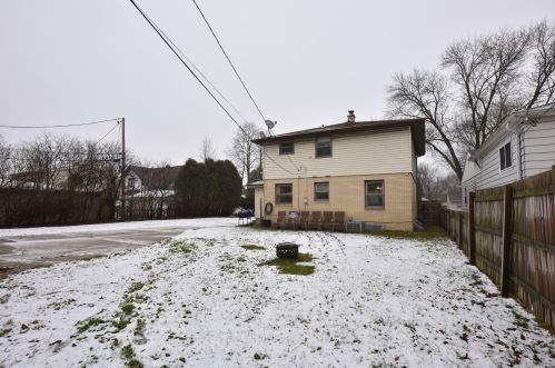 5555 56, Milwaukee WI 53218-3221 exterior