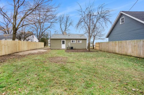 3112 Emerald Dr, Kalamazoo MI  49001-4537 exterior