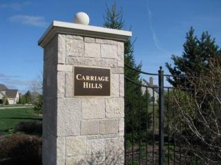 1980 Carriage Hills Dr, Delafield, WI 53018-1247