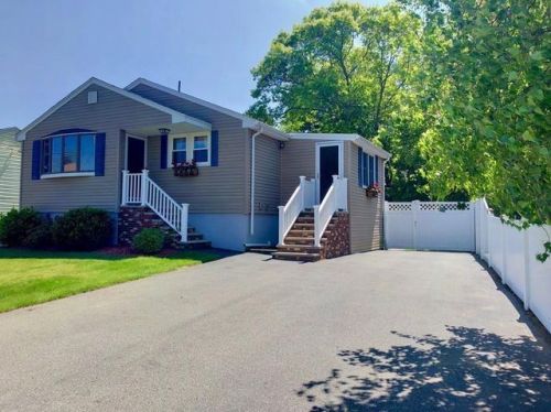 19 Diane Rd, Peabody, MA 01960-5039