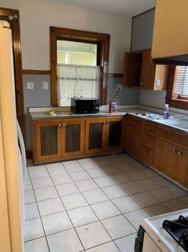 4111 Cermak Rd, Chicago IL 60623-2902 exterior