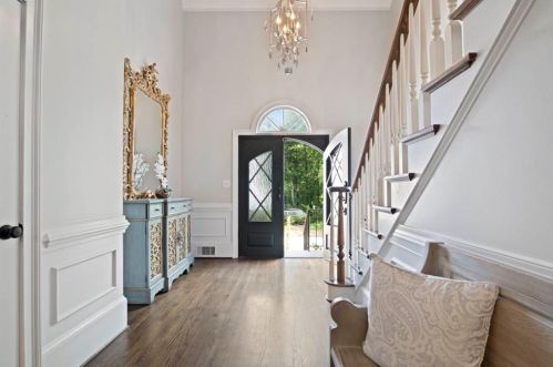 1728 Harts Run, Atlanta GA  30341-1758 exterior