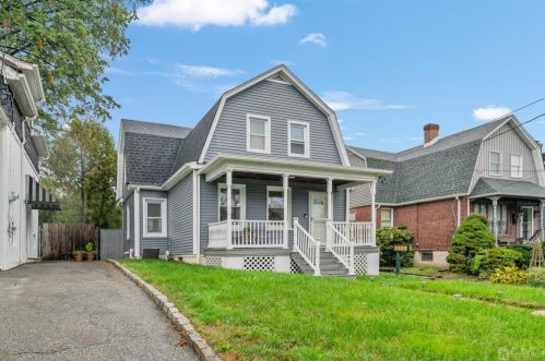 44 Evergreen Ave, Perth Amboy, NJ 08863-1621