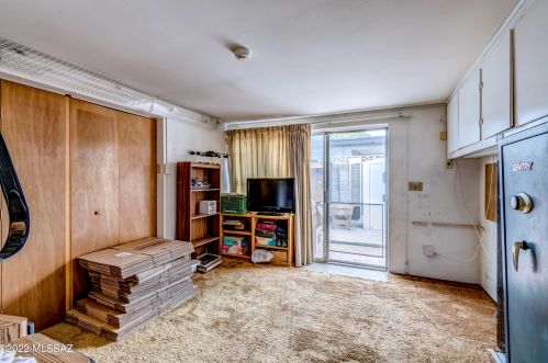 8532 Calle Bolivar, Tucson AZ  85715-5409 exterior