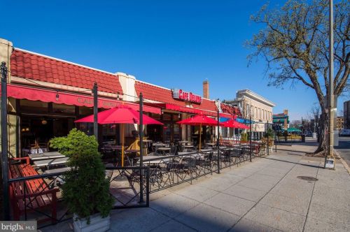 4101 Cathedral Ave, Washington DC  20016-3585 exterior