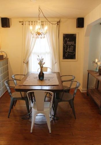 1208 Cedar Ave, Austin TX 78702-1425 exterior