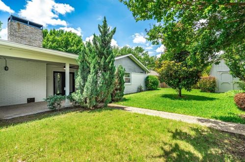 4045 Cedar Bayou Dr, Dallas TX  75244-7220 exterior