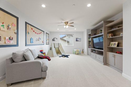 3124 Aldridge Way, Folsom CA  95762-9513 exterior