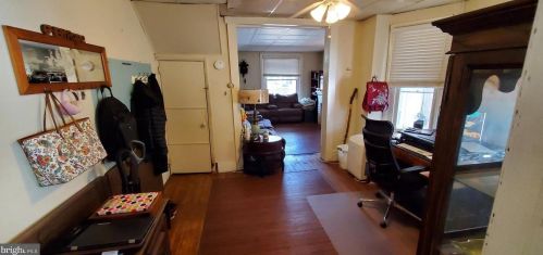 302 Spring St, Limerick PA  19468-2518 exterior