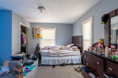 324 Hollister Ave, Grand Rapids MI 49506-1533 exterior