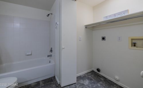 1555 Paseo Ln Tinaja, Green Valley AZ 85614-3986 exterior