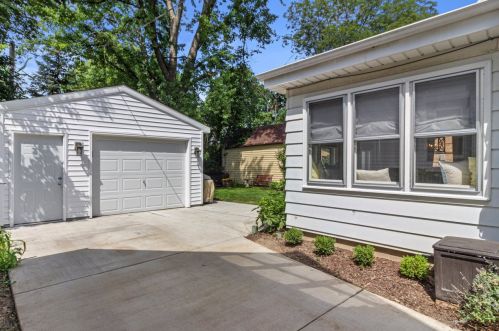 2649 65, Milwaukee WI 53214-1721 exterior