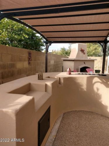 13008 38 Ave, Phoenix AZ 85053-4502 exterior