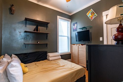 1652 Avers Ave, Chicago IL 60625-6014 exterior