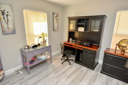 1761 Bradway Ln, Fort Pierce FL 34953-1621 exterior