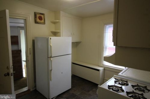 725 Columbia Ave, Lancaster PA 17603-3635 exterior