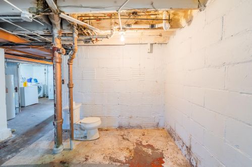 3803 Forest Home Ave, Milwaukee WI  53215-3535 exterior