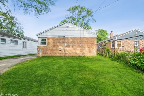 12611 Elizabeth St, Chicago IL  60827-6110 exterior