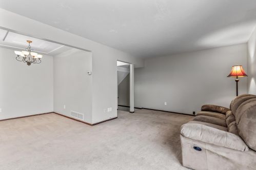 463 Dorland Ct, Saint Paul MN 55119-5503 exterior