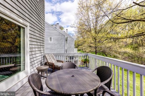 24 Mallard Mill Run, Media PA 19086-6670 exterior