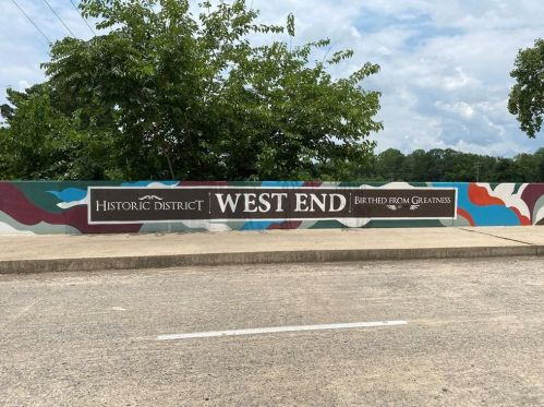 1076 Donnelly Ave, Atlanta GA 30310-3353 exterior