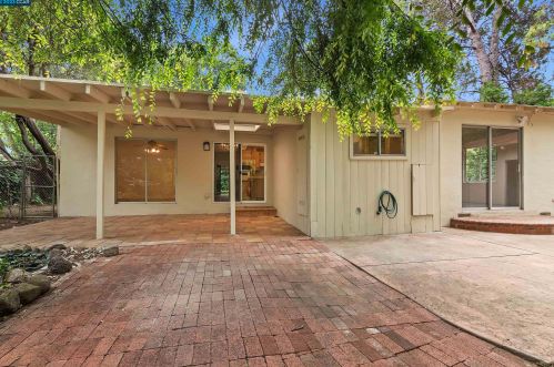 1569 Matheson Rd, Concord CA 94521-2132 exterior