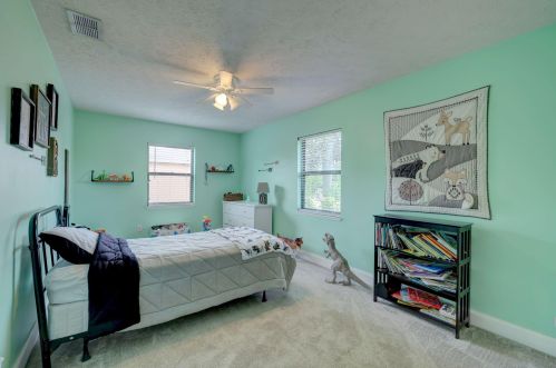 2661 Monterrey Ln, Fort Pierce FL 34953-2085 exterior