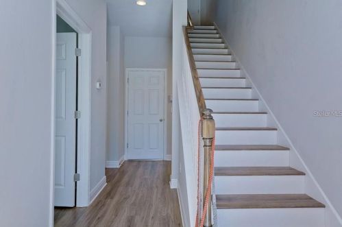 9545 Park Village Dr, Tampa FL  33626-5153 exterior