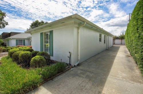 2100 Alameda St, Orlando FL 32804-6903 exterior