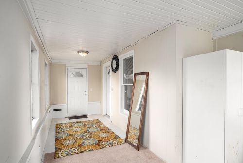 716 Denner St, Kalamazoo MI  49006-2204 exterior