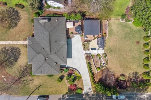 1078 Beech Hvn Rd, Atlanta GA 30324-3802 exterior